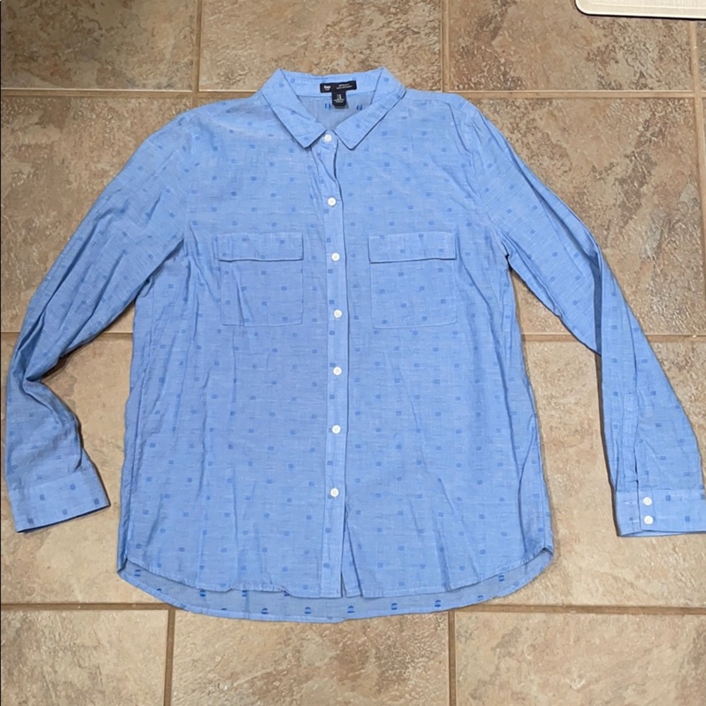 Gap Button Down Shirt
